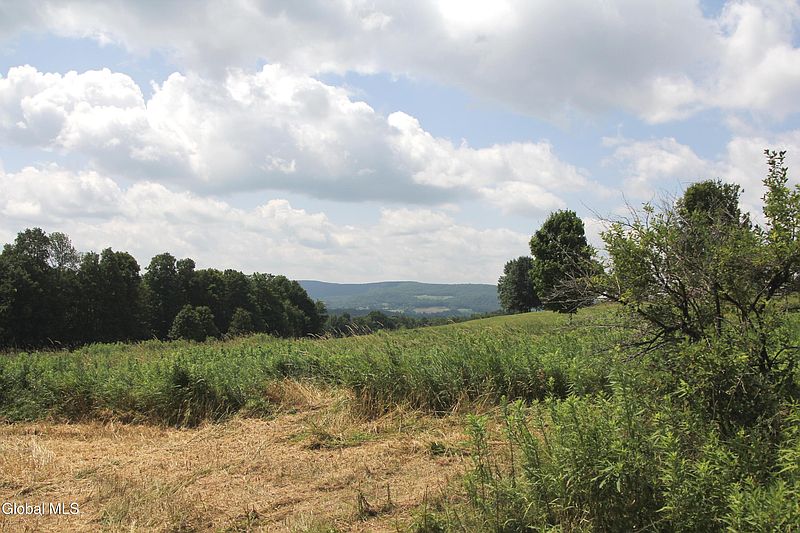 4th image of 286 Myers Road