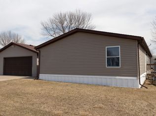 804 N Nunda Pl, Sioux Falls, SD 57107