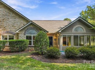 2808 Polo Club Blvd, Matthews, NC 28105