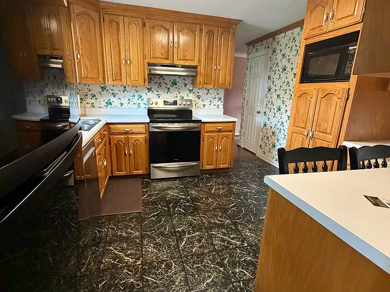 206 Cardinal Ln NW — Photo 6