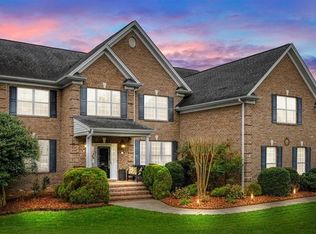 14 Owls Roost Ct, Greensboro, NC 27410