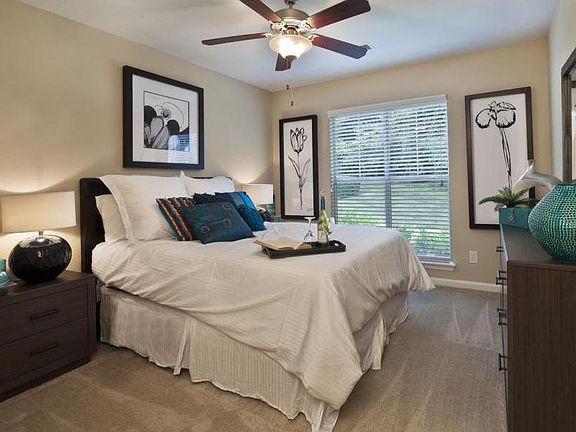 5th image of 8406 Strathburn Ct APT H