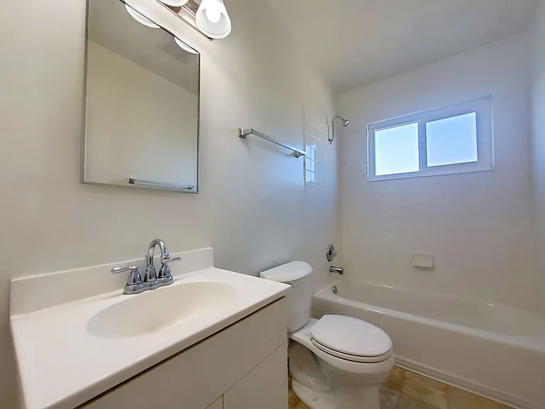 1465 Grand Ave — Photo 84