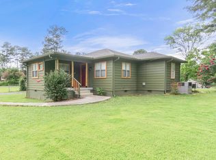 114 Cross St, Chickamauga, GA 30707