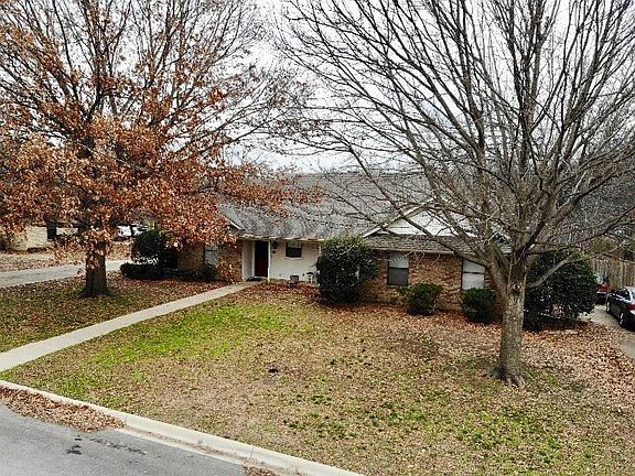2nd image of 2508 Mesquite St