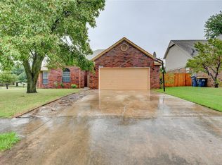13783 S Poplar Pl, Glenpool, OK 74033