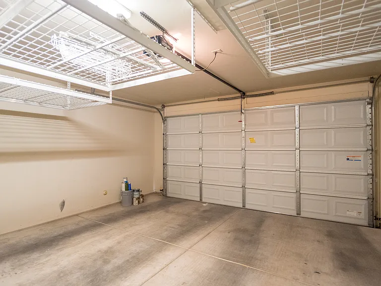 4249 N Golden Ridge Ln — Photo 29