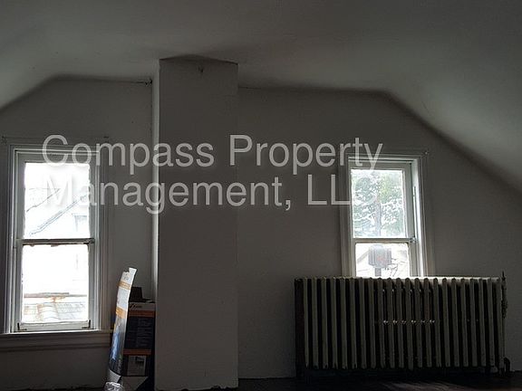 5th image of 410 Main St #B