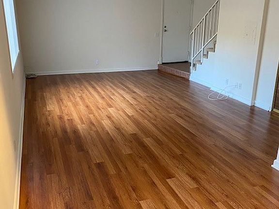 3rd image of 12835 Kling St #110