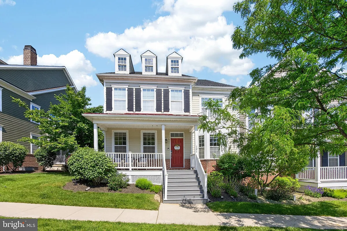 Building Photo - 121 Shilling Ave