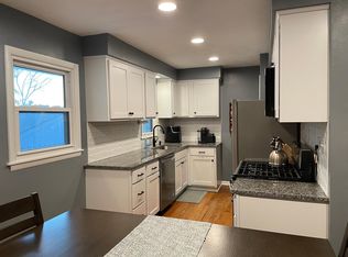 8037 Main St, Ralston, NE 68127