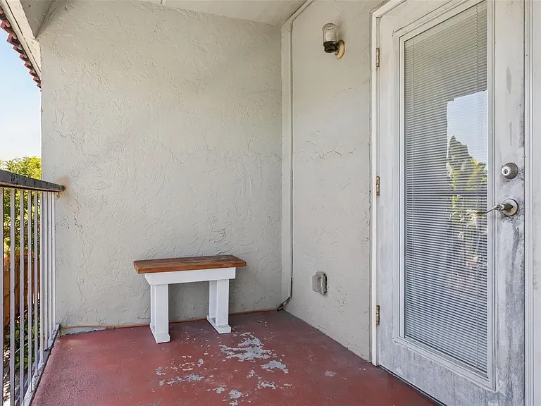 14421 Americana Cir #204 — Photo 24