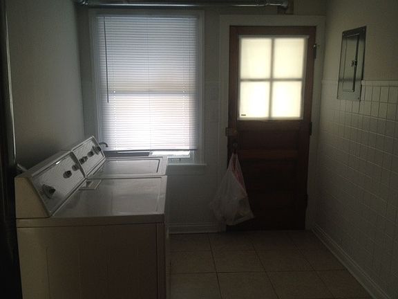 5th image of 3233 Lincoln St