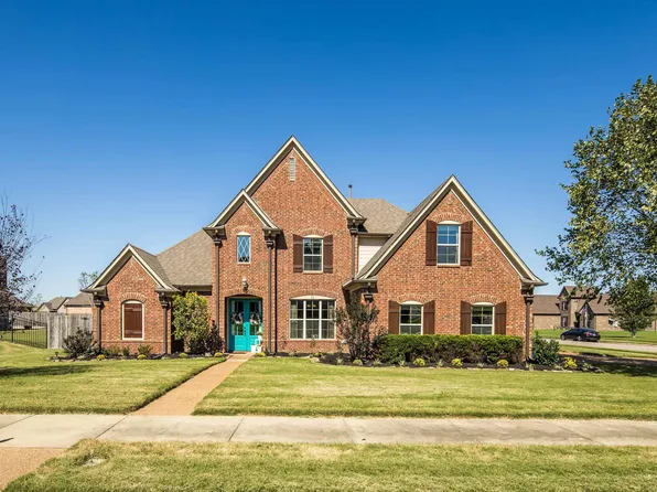 10 Misty Wood Cv, Oakland, TN 38060