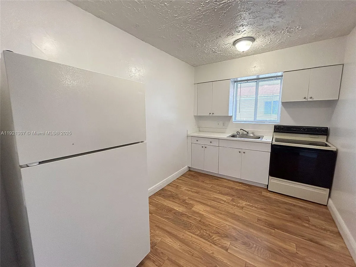 Building Photo - 641 NE 86th St #3