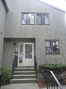 24 Happy Hollow Cir Unit B, Stratford, CT, 06614