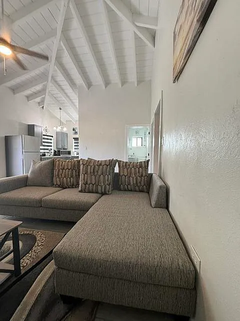2 bed, $2,500 — Photo 3
