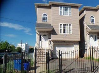 16 Thomas St #2, Newark, NJ 07114