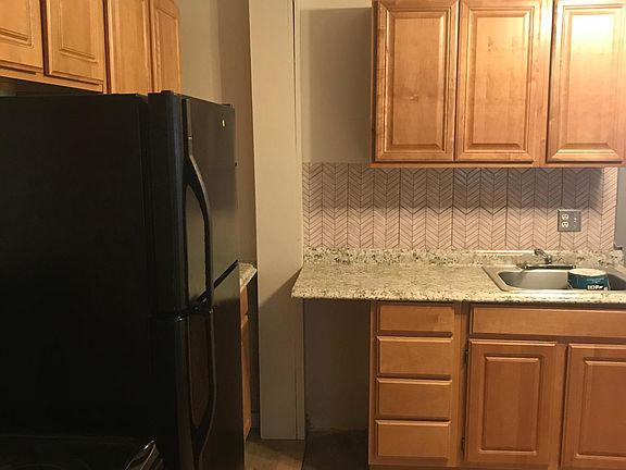 4th image of 39 Prospect St #39