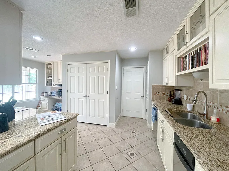 406 Rena Rd — Photo 13