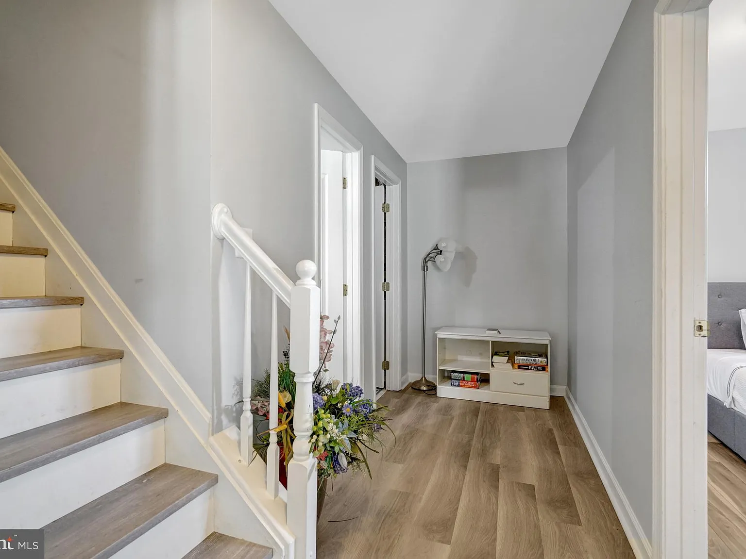 2 bed, 1.0 bath, 2774 sqft, $2,000 — Photo 4