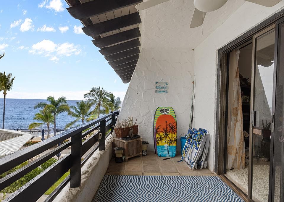 1st image of 75-6082 Alii Dr #333