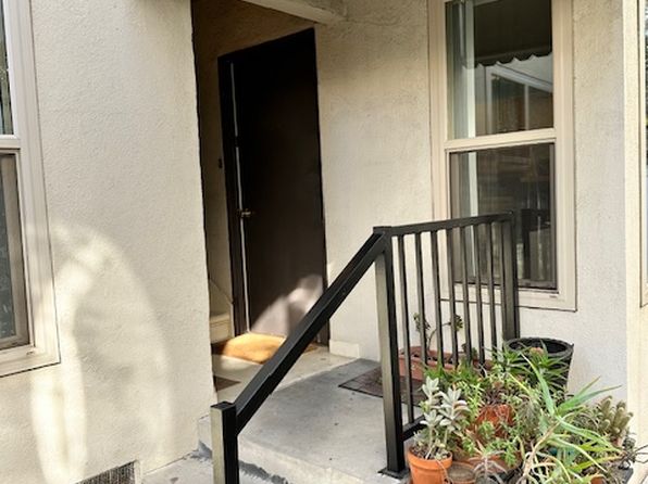 11723 Riverside Dr APT 4