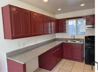3516 W 67th St #2, Los Angeles, CA 90043