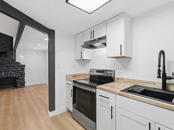 5th image of 325 N 15th St APT 4