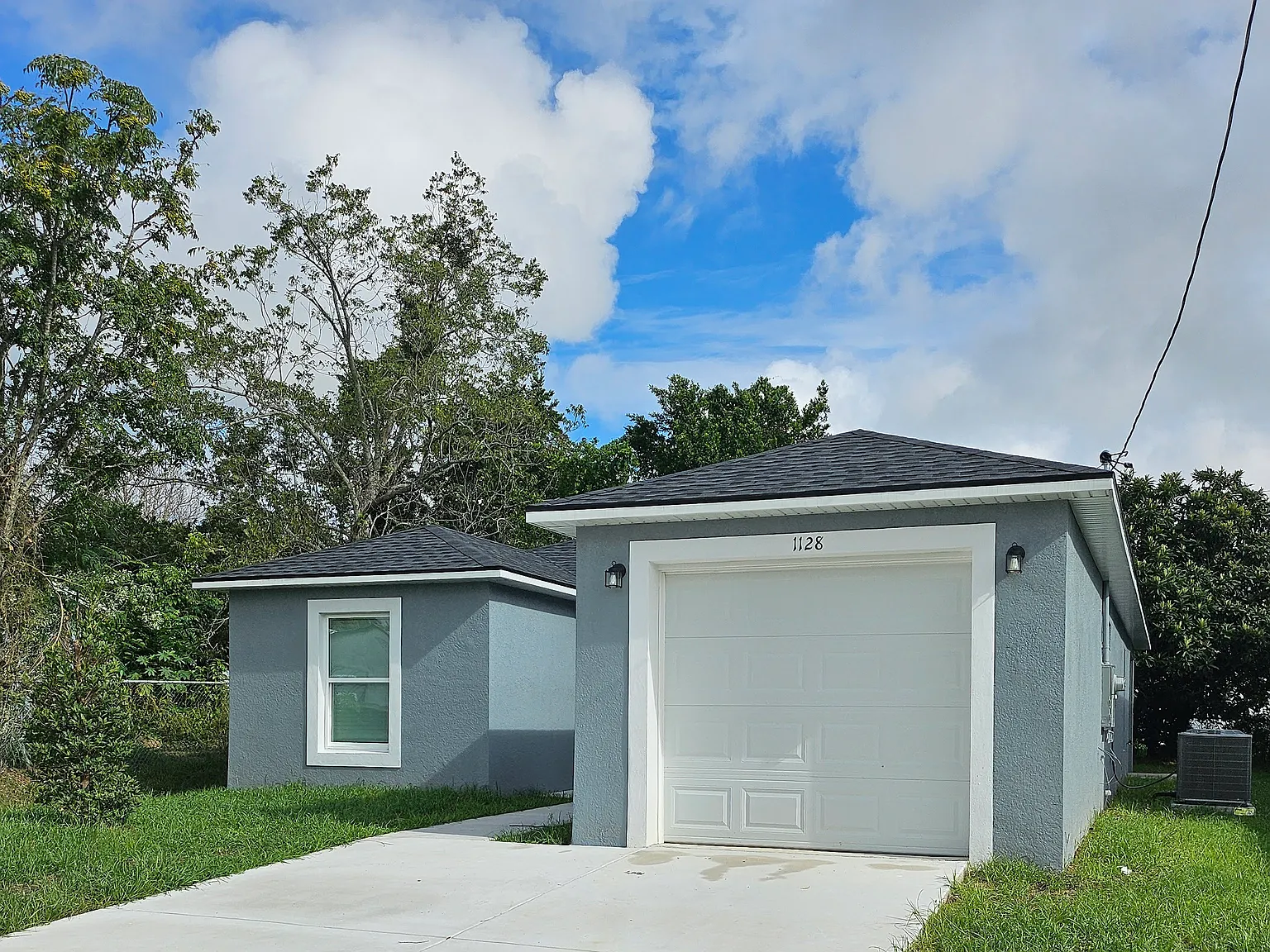 4 bed, 1417 sqft, $2,550 — Photo 2
