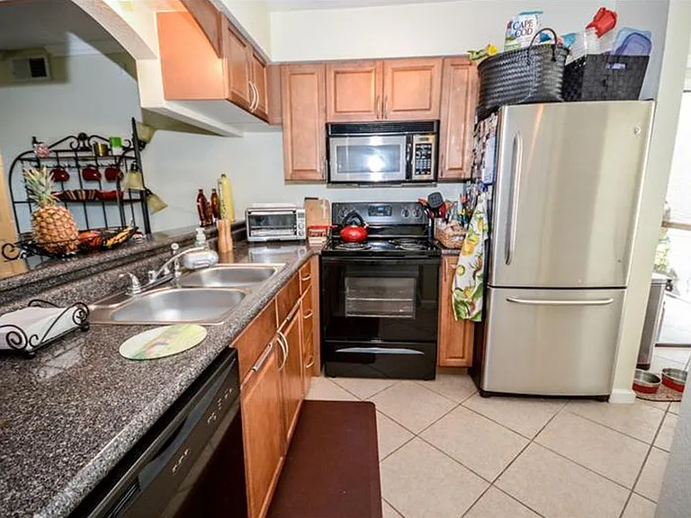 10101 Sailwinds Blvd S #103 — Photo 4
