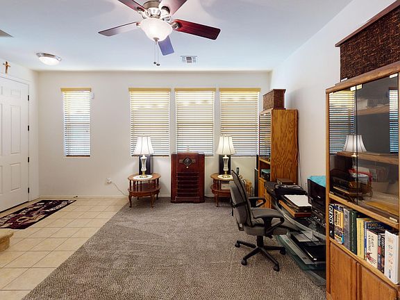 2nd image of 1127 E Mount Shibell Dr