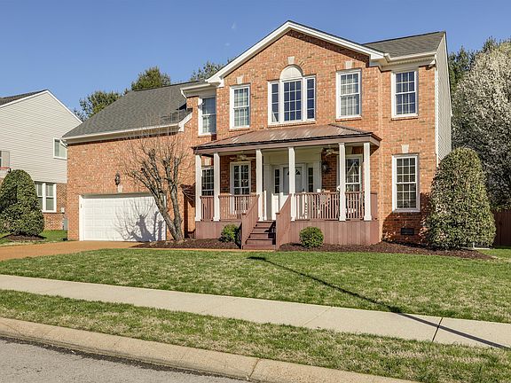 2nd image of 1252 Buckingham Cir