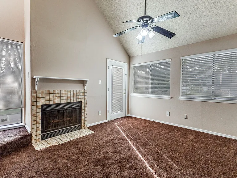 9833 Walnut St #203 — Photo 4