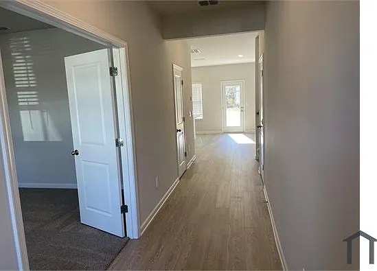 3624 Commodore Ct — Photo 14
