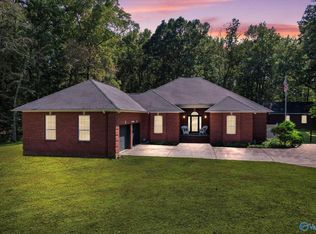 123 Chambers Rd, Arab, AL 35016