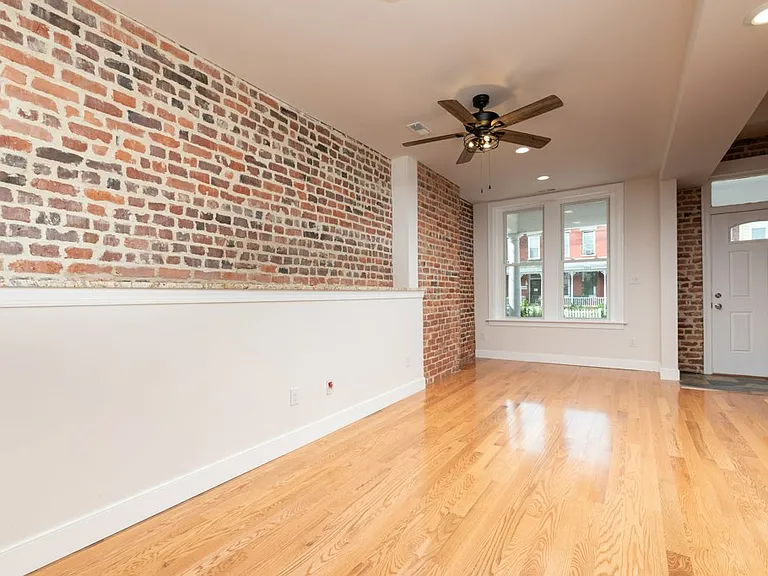1224 W Cary St — Photo 8