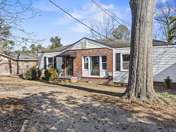 3rd image of 2702 Richmond Hill Road