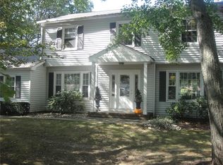 306 Union Hill Rd, Manalapan, NJ 07726
