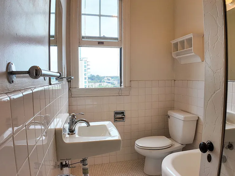 702 Ash St #903 — Photo 8