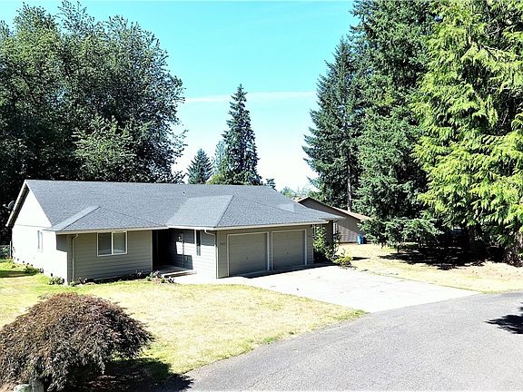 3rd image of 15405 NE 181st St
