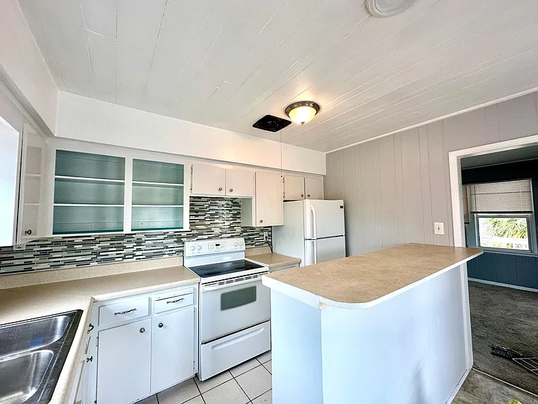 7209 Boca Ciega Dr #1 — Photo 14