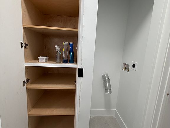 5th image of 180 W 21st St #180