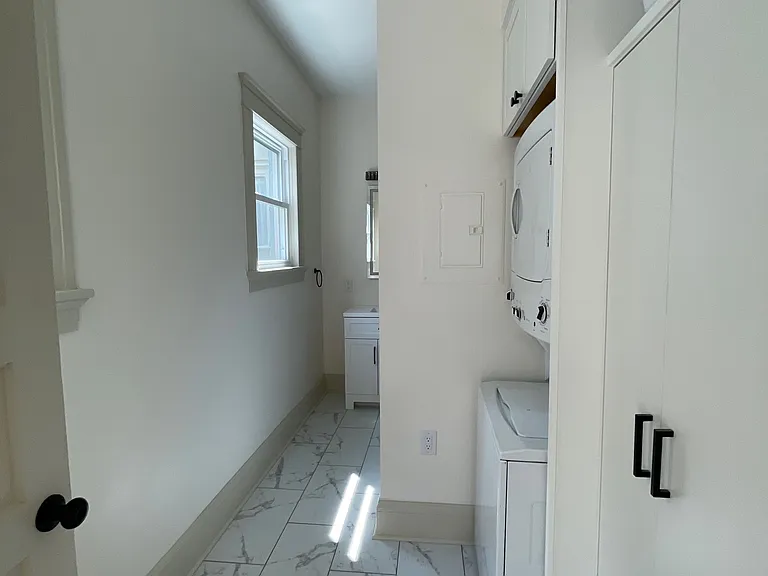 2235 Chapline St #2 — Photo 7
