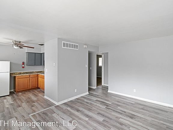 5th image of 815 George Pl #18433419