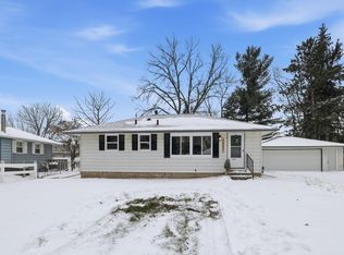 6951 11th St N, Oakdale, MN 55128