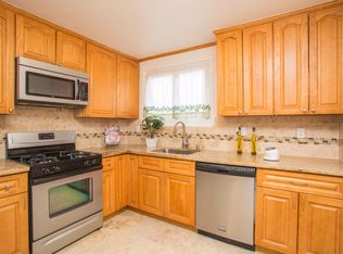 424 Lynbrook Dr, Pacifica, CA 94044