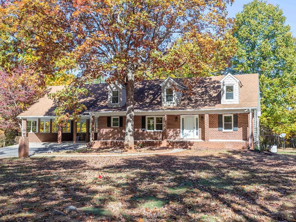 1st image of 4867 Browns Mill Rd