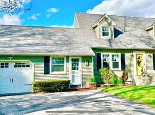 92 Fox Ave, Dracut, MA 01826