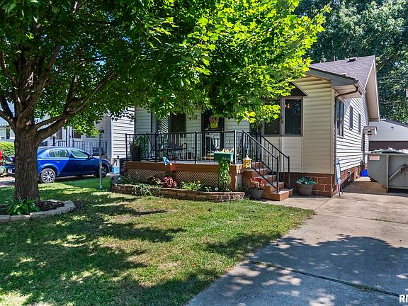 2nd image of 2036 N 7th St